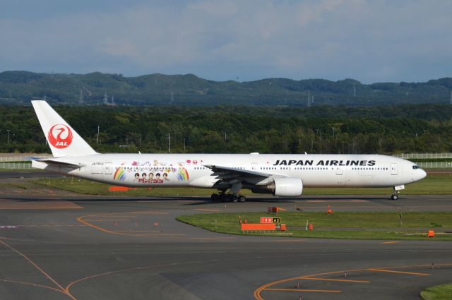 BOEING 777-300 (JA751J) - 2015-09-07