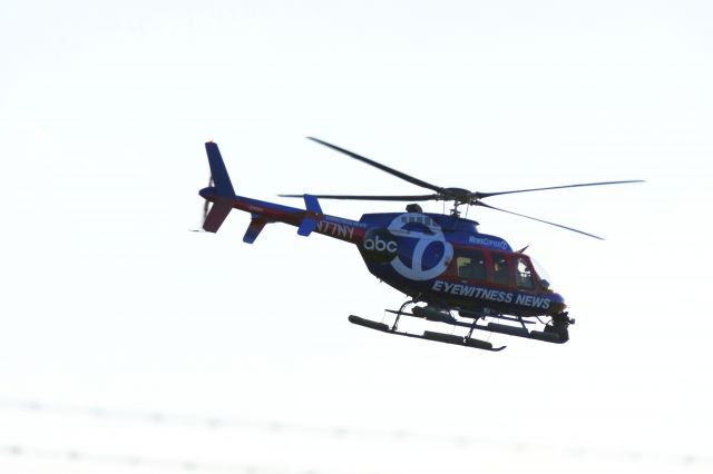 Bell 407 (N77NY)