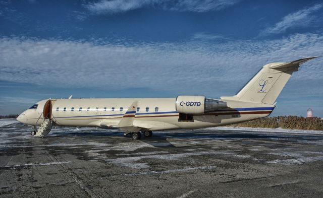 Canadair Regional Jet CRJ-200 (C-GDTD)