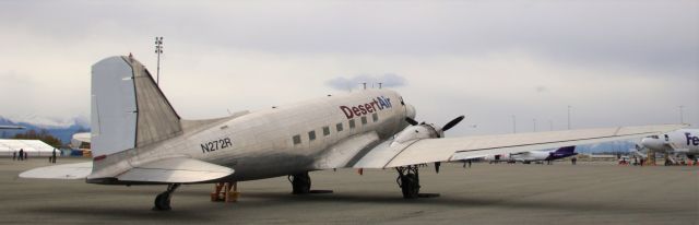 Douglas DC-3 (N272R) - This airplane is 75 years old.