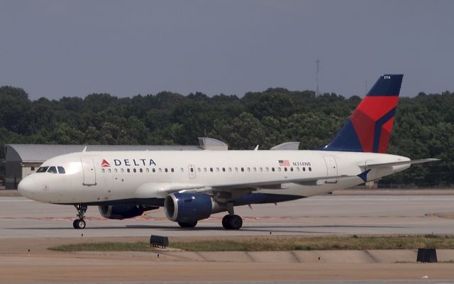 Airbus A319 (N314NB) - ex-NWA