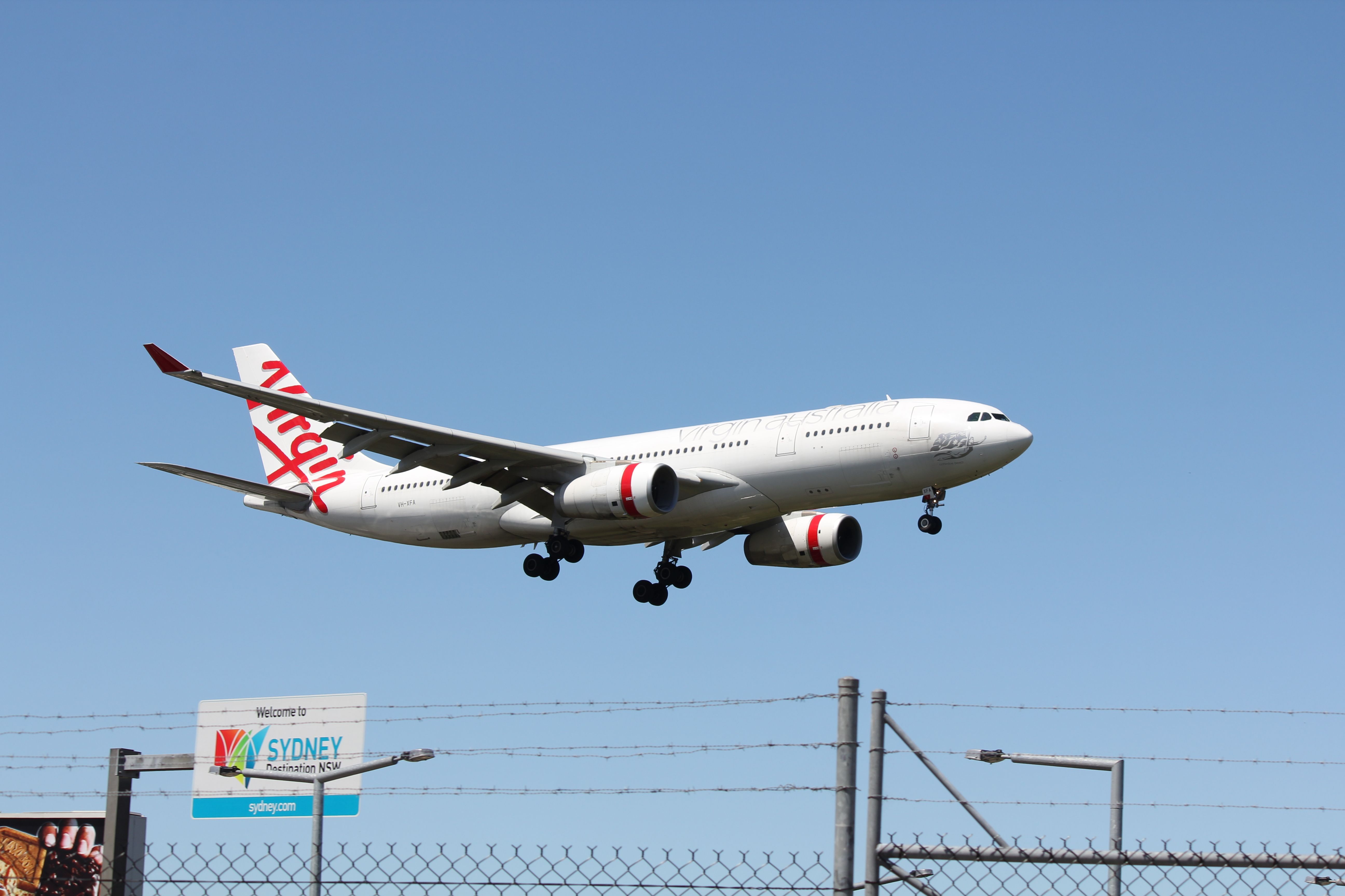 Airbus A330-200 (VH-XFA)