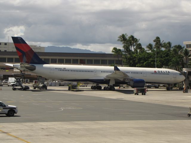 Airbus A330-300 (N807NW)