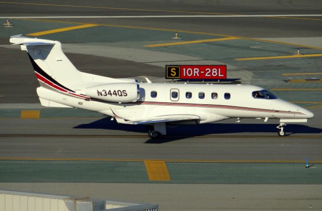 Embraer Phenom 300 (N344QS)