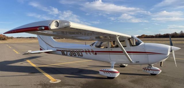 Cessna Skyhawk (N73610)
