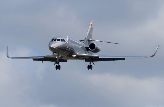 Dassault Falcon 2000 (CS-DTZ) - 03/08/2013br /Landing 27 from LFOK