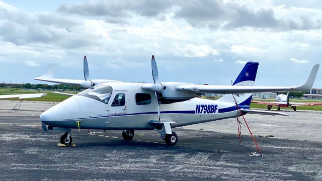 N798BF — - N798BF picture taken by Dynasty Flight Instructor