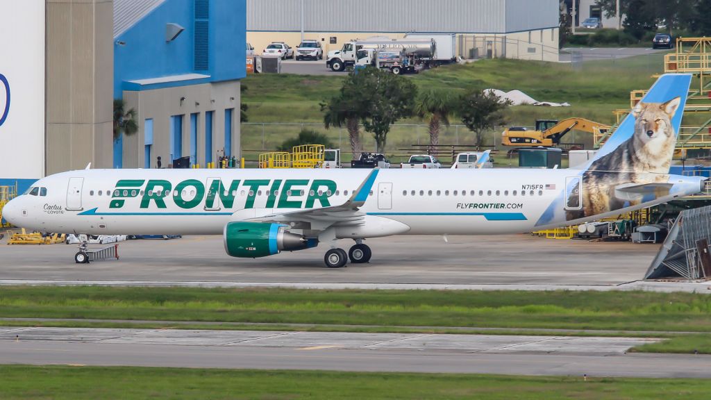 Airbus A321 (N715FR)