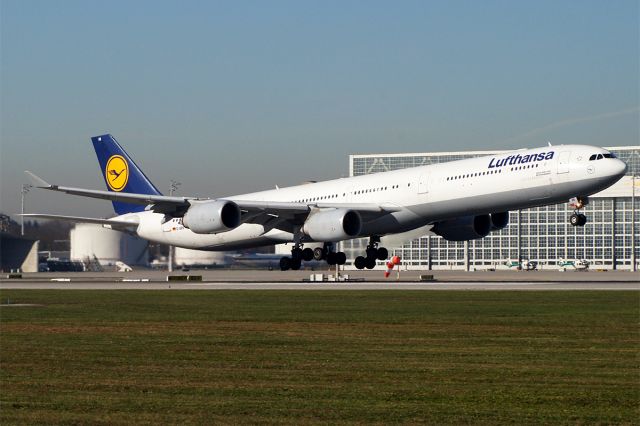 Airbus A340-600 (D-AIHI)
