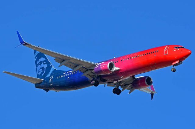 Boeing 737-900 (N493AS) - Alaska Boeing 737-900 N493AS More to Love at Phoenix Sky Harbor on January 29, 2018. 