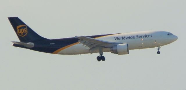 Airbus A300F4-600 (N135UP)