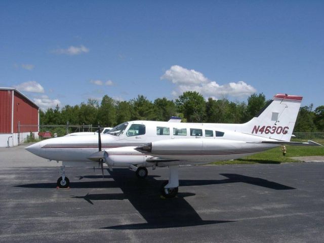 Cessna 401 (N4630G) - Cessna 402