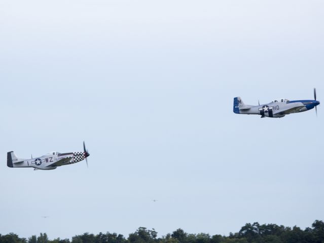 P51 — - I apologize for being not able to identify tail numbers. But I think a flight of 2 P51 is worth an upload on flightaware.