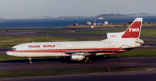 Lockheed L-1011 TriStar (N31013)