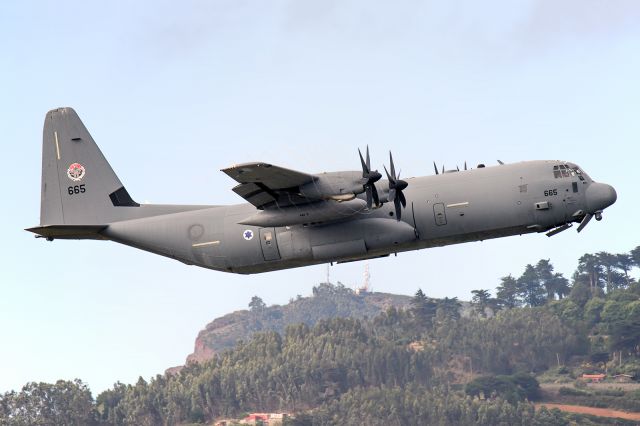 Lockheed C-130 Hercules — - Registration: 665br /Airline: Israel - Air Forcebr /Aircraft: Lockheed Martin C-130J-30 Samsonbr /Airport: Tenerife Norte-Los Rodeos - GCXObr /Date : Jun 2, 2017