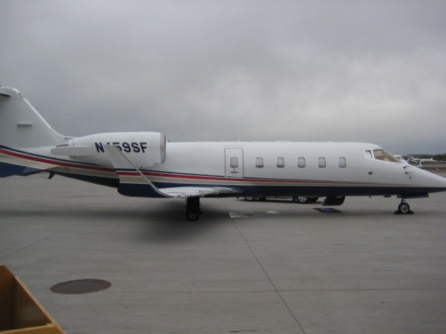 Learjet 60 (N459SF)