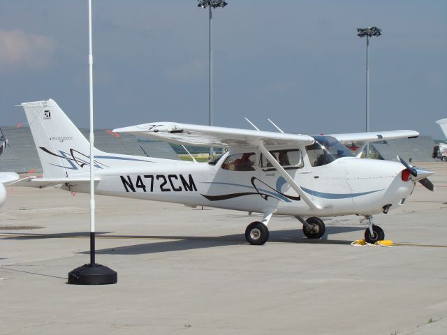 Cessna Skyhawk (UCM472) - Grand Forks Air Show 2010