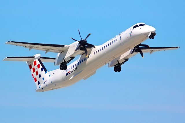 de Havilland Dash 8-400 (9A-CQA)