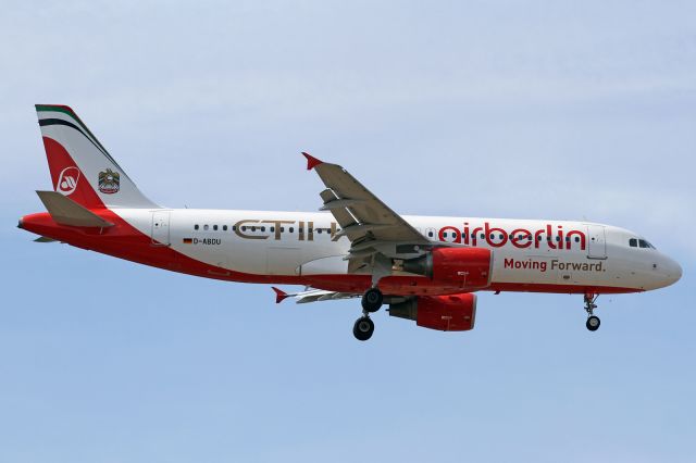 Airbus A320 (D-ABDU) - "Air Berlin/Etihad - Moving Forward" livery