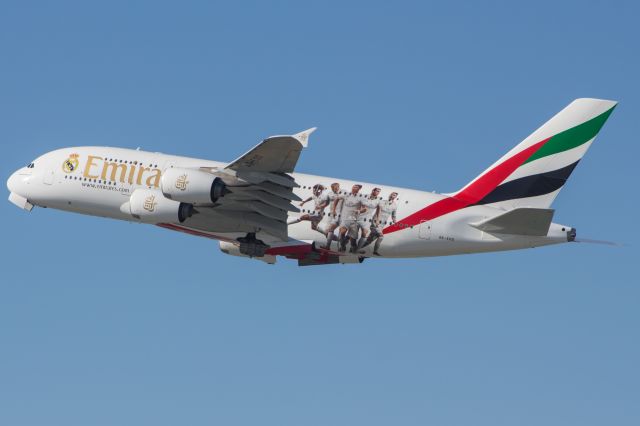 Airbus A380-800 (A6-EOD)