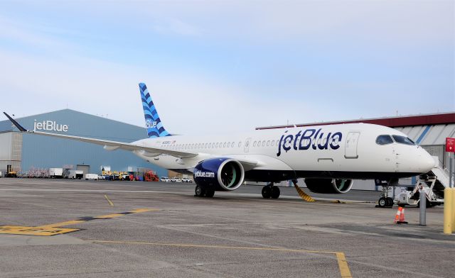 Airbus A220-300 (N3085J) - to be named " Blue Ya Gonna Call ? " 12/1/21