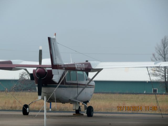 Cessna Super Skymaster (N337JT)