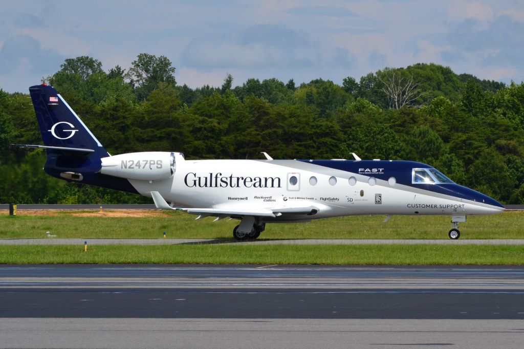 IAI Gulfstream G150 (N247PS) - GULFSTREAM AEROSPACE CORP taxiing at KJQF - 7/30/18