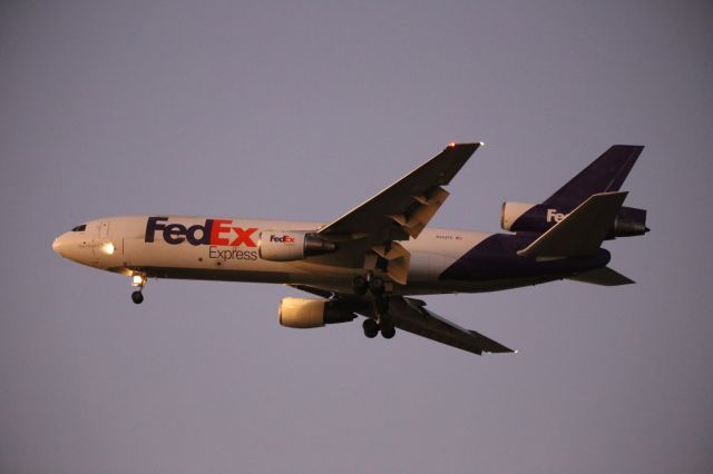 McDonnell Douglas DC-10 (N304FE)