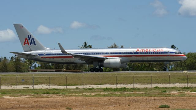 Boeing 757-200 (N184AN)