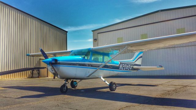 Cessna Skyhawk (N20464)