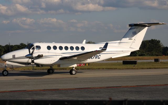 Beechcraft Super King Air 350 (N7RC) - Arrival from KSYV. Photo taken on 10/1/2020.