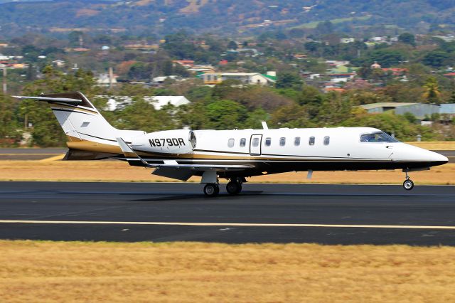 Learjet 45 (N979DR) - N979DR arriving 18-02-15 to San Jose, Costa Rica (MROC) from Austin, TX (KAUS). First photo on web of this registration.