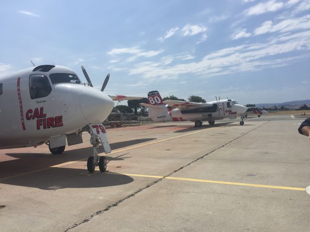 De Havilland Canada CS2F Tracker (N455DF) - Tanker 79, 80 and Air Attack 460 at Hollister Air Base 