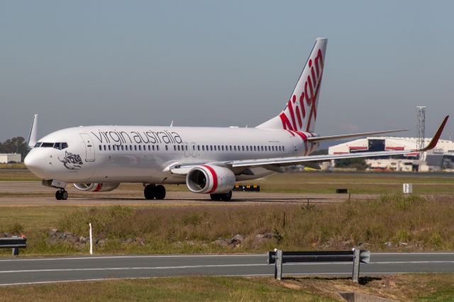 Boeing 737-800 (VH-YFH)