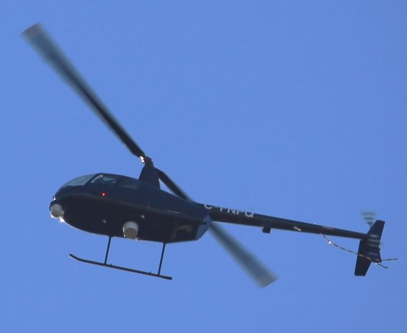 Robinson R-44 (C-FNPQ)