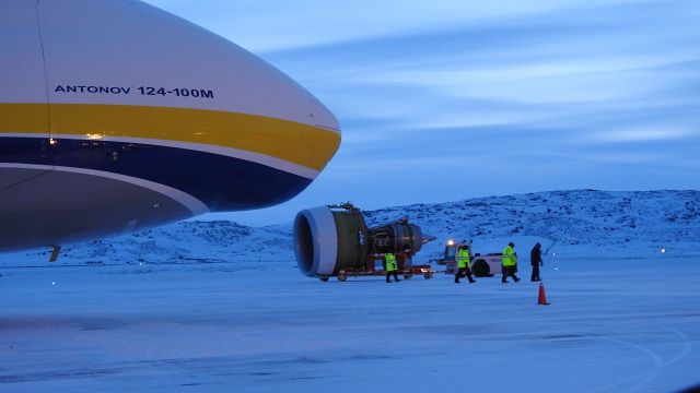 — — - Antonov AN124 nose as the new GE90 engine for Swiss LX40 AOG in Iqaluit gets towed 