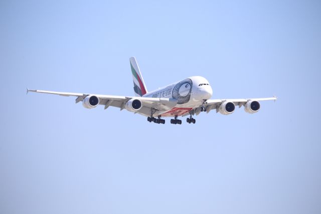 Airbus A380-800 (A6-EVK)