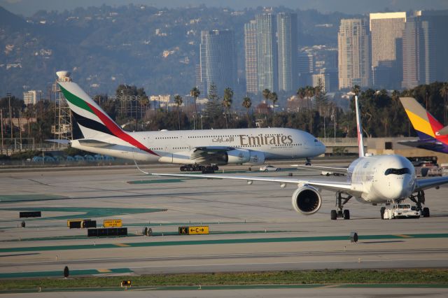 Airbus A380-800 (A6-EVD)