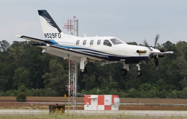 Socata TBM-850 (N529FD) - A Socata TBM 850 arriving Runway 18 at Pryor Field Regional Airport, Decatur, AL - May 27, 2017. 