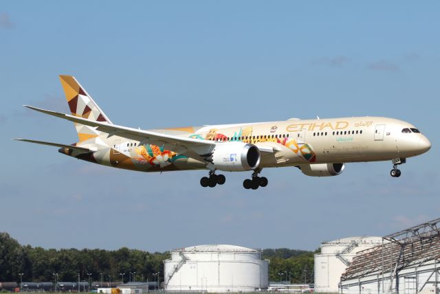 Boeing 787-9 Dreamliner (A6-BLT)