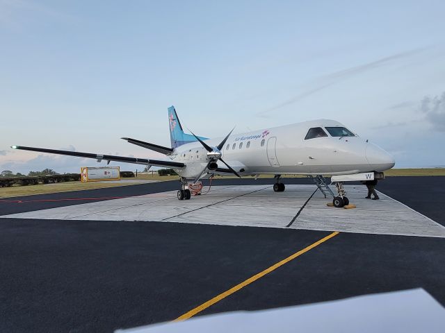 Saab 340 (E5-SMW) - Air Raro GZ621 prepping to depart Aitutaki at 1900 10NOV23.