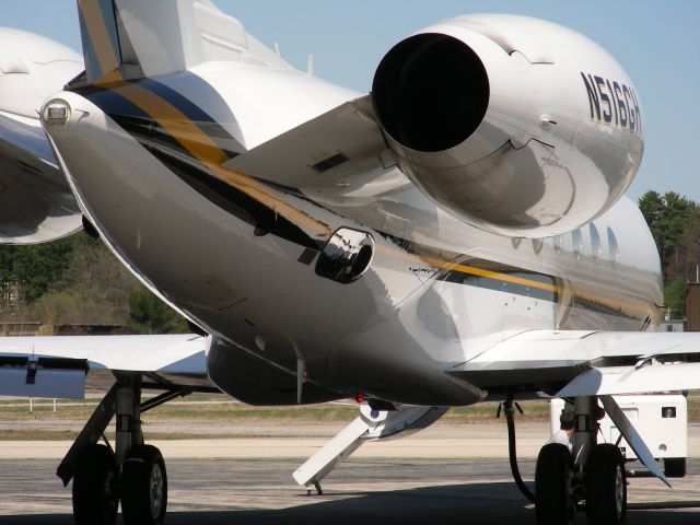 Gulfstream Aerospace Gulfstream V (N516GH) - An unusual angle of Nashuas resident Gulfstream V, N516GH. TRs could use a wash...