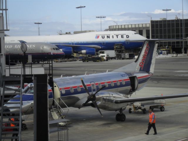 — — - Different a/c at LAX