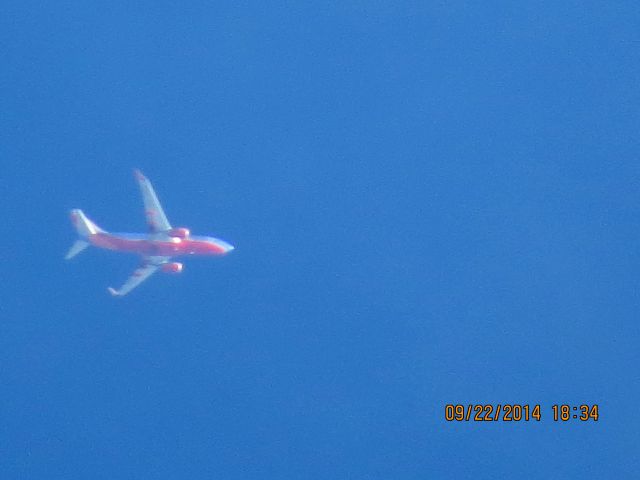 Boeing 737-700 (N744SW) - Southwest Airlines flight 740 from MDW to OKC over Baxter Springs Kansas at 40,000 feet.