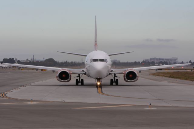 BOEING 737-400 (N801TJ)