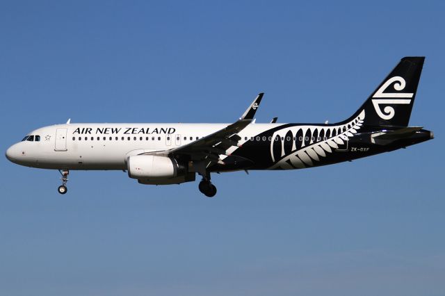 Airbus A320 (ZK-OXF)