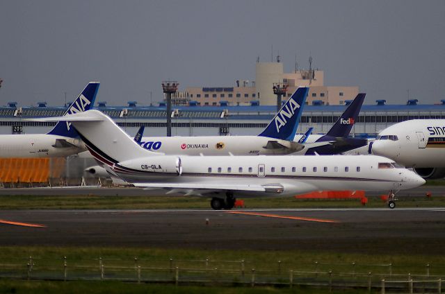 Bombardier Global Express (CS-GLA) - I took this picture on Apr 07, 2018.