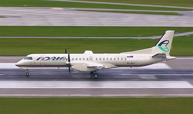 Saab 2000 (S5-AFJ)