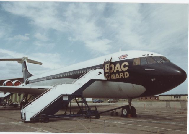 VICKERS VC-10 — - Vickers Super VC10 located at Duxford (UK)