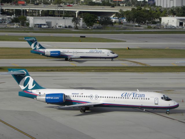 Boeing 717-200 (N608AT)